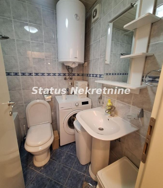 Stan Izdavanje Novi Sad  43 m2