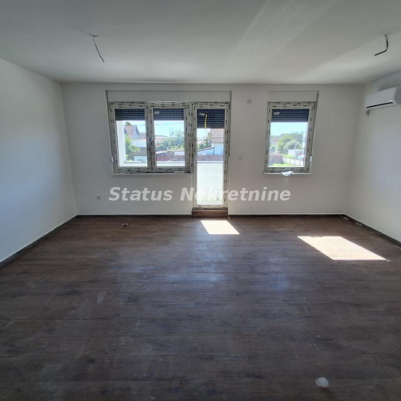 Stan Izdavanje Novi Sad  73 m2