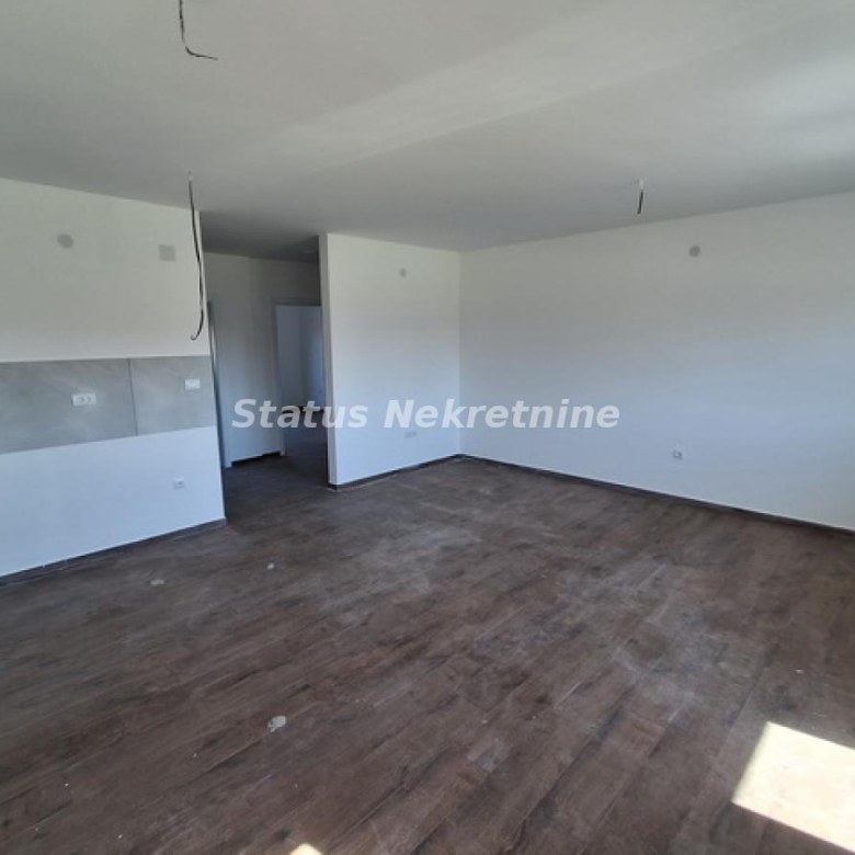 Stan Izdavanje Novi Sad  73 m2