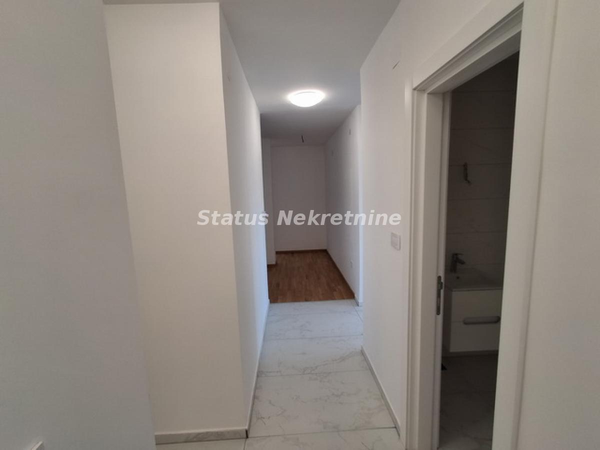Stan Prodaja Novi Sad  87 m2