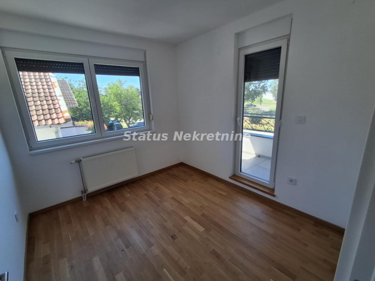 Stan Prodaja Novi Sad  87 m2