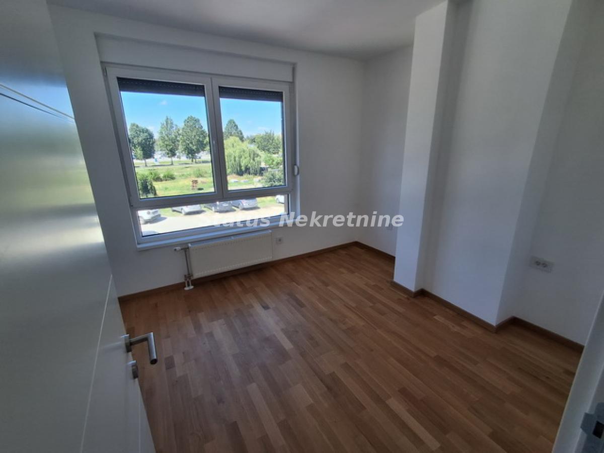 Stan Prodaja Novi Sad  87 m2