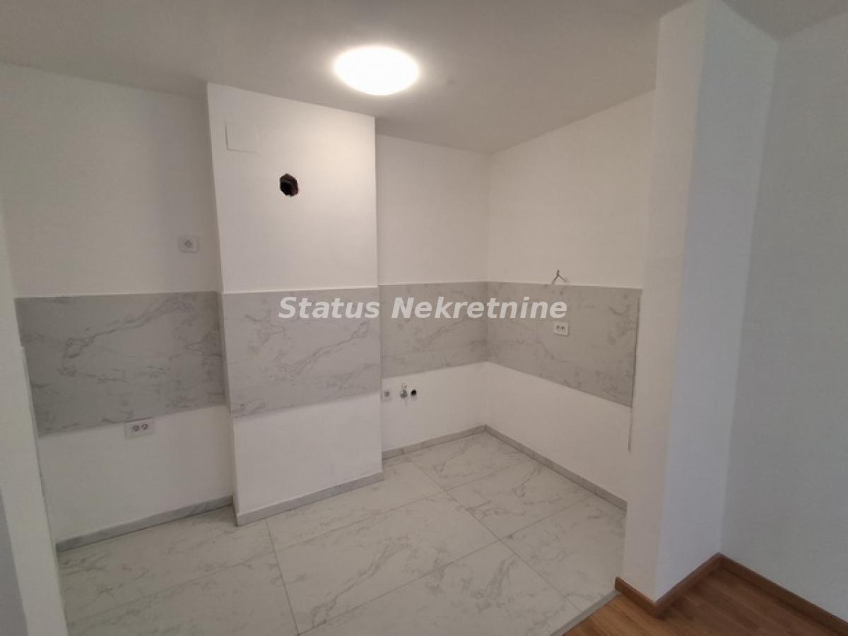 Stan Prodaja Novi Sad  87 m2