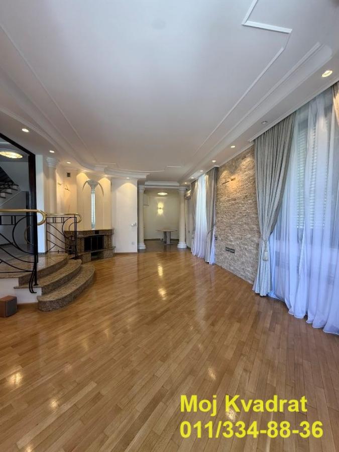 Kuća Izdavanje Beograd Fon 312 m2