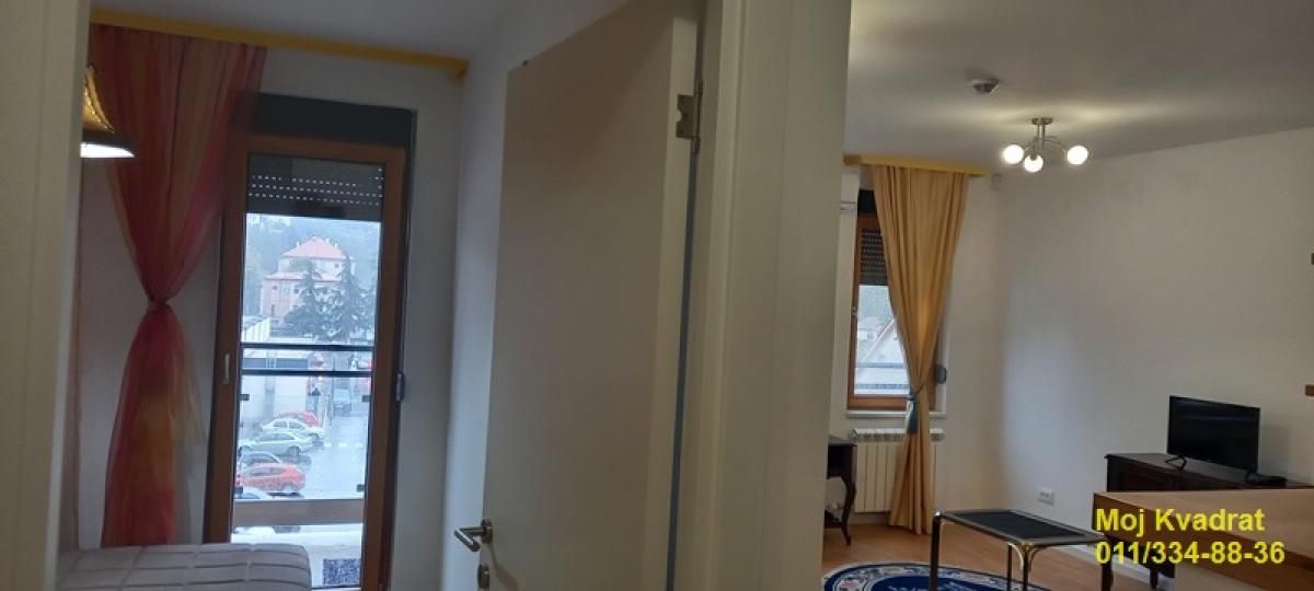 Stan Izdavanje Beograd Zelena Avenija 47 m2