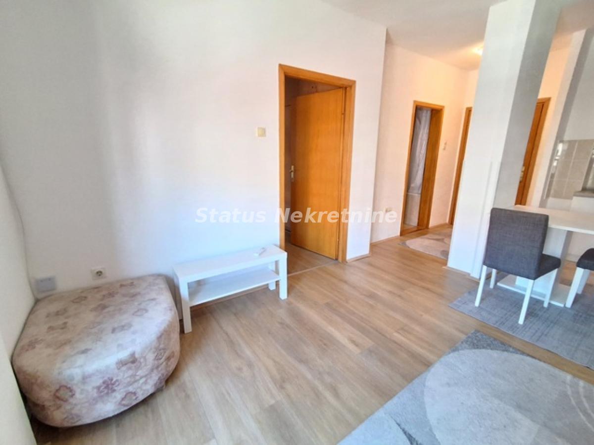 Stan Izdavanje Novi Sad  34 m2