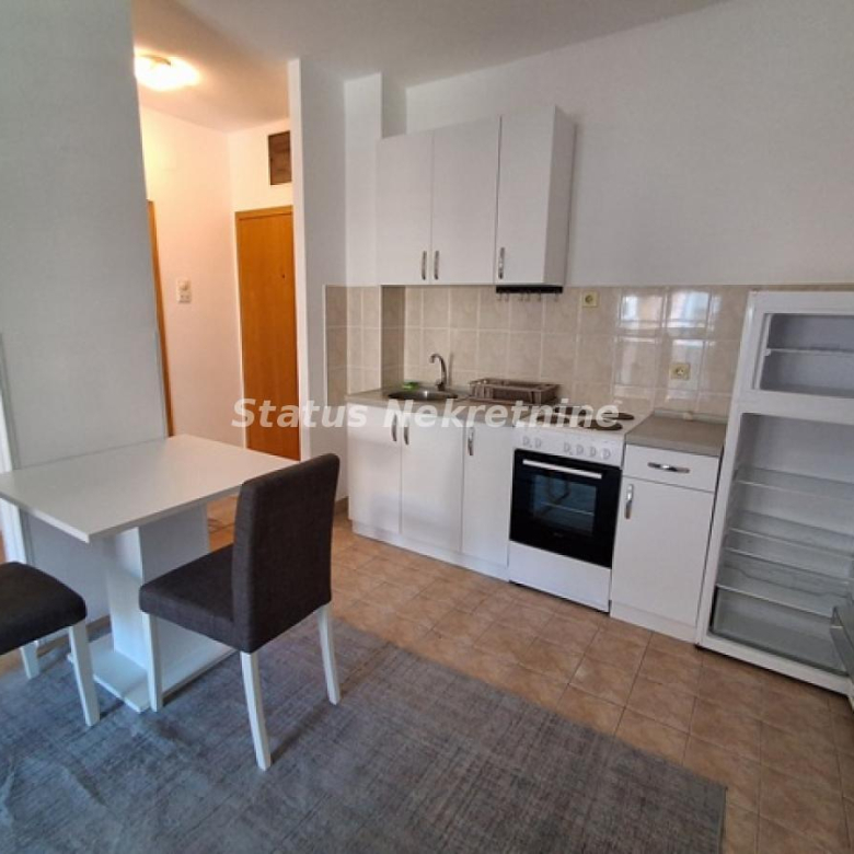 Stan Izdavanje Novi Sad  34 m2