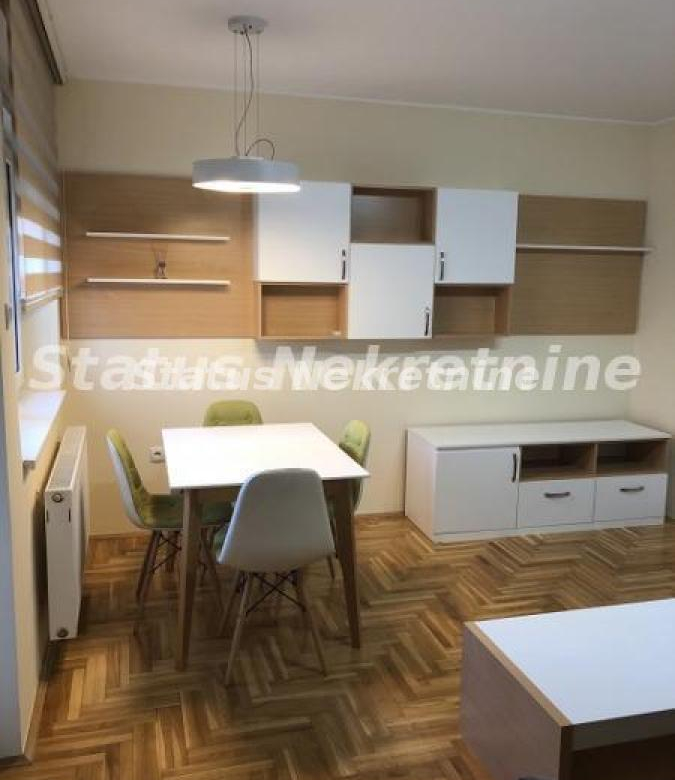 Stan Izdavanje Novi Sad  43 m2