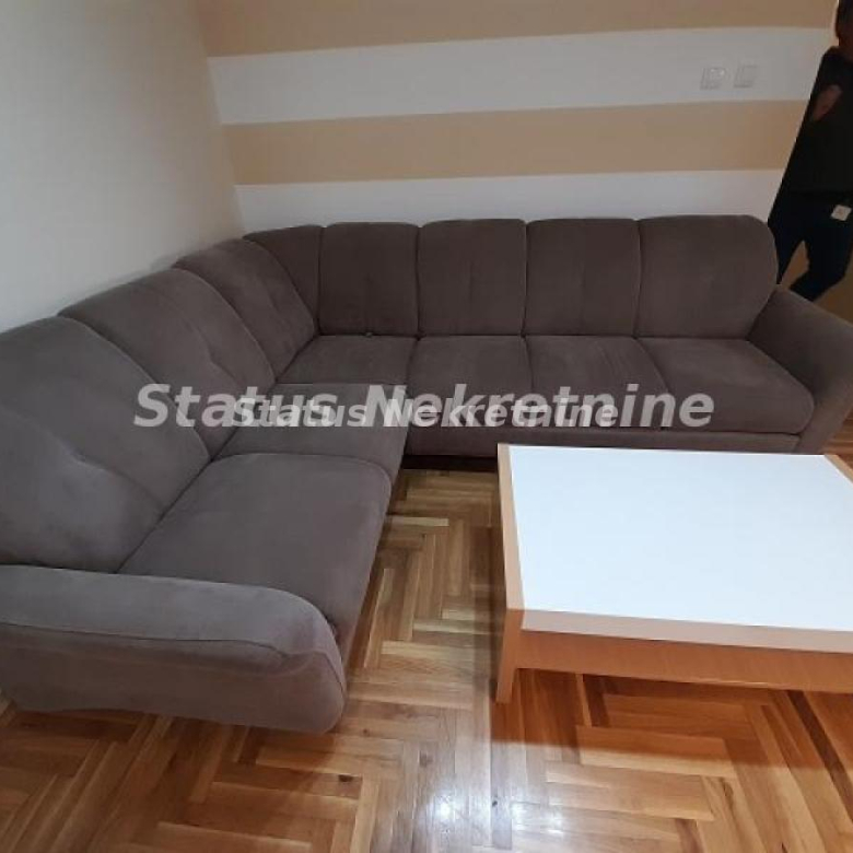 Stan Izdavanje Novi Sad  43 m2