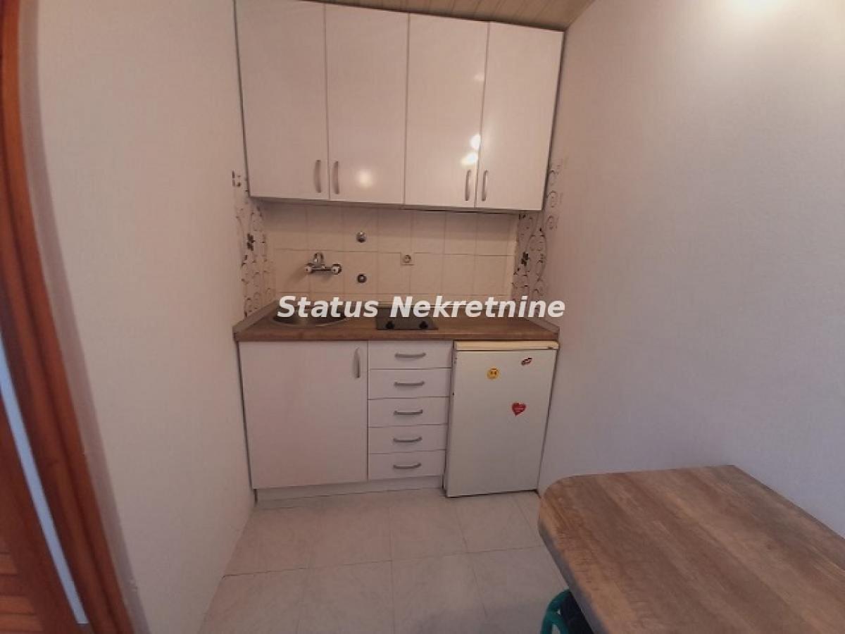 Stan Izdavanje Novi Sad Stan Izdavanje Novi Sad 25 m2