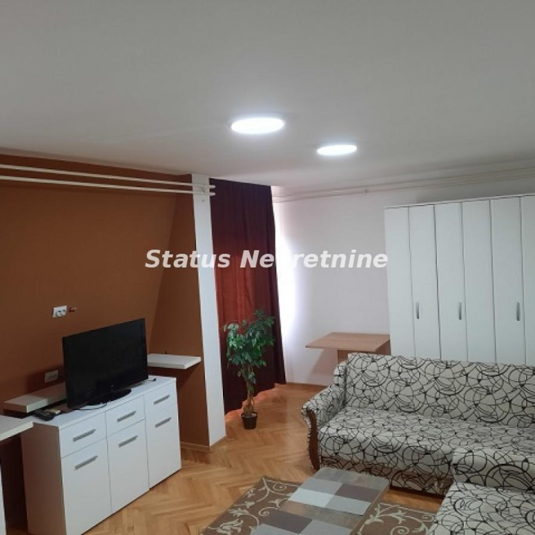Stan Izdavanje Novi Sad  39 m2