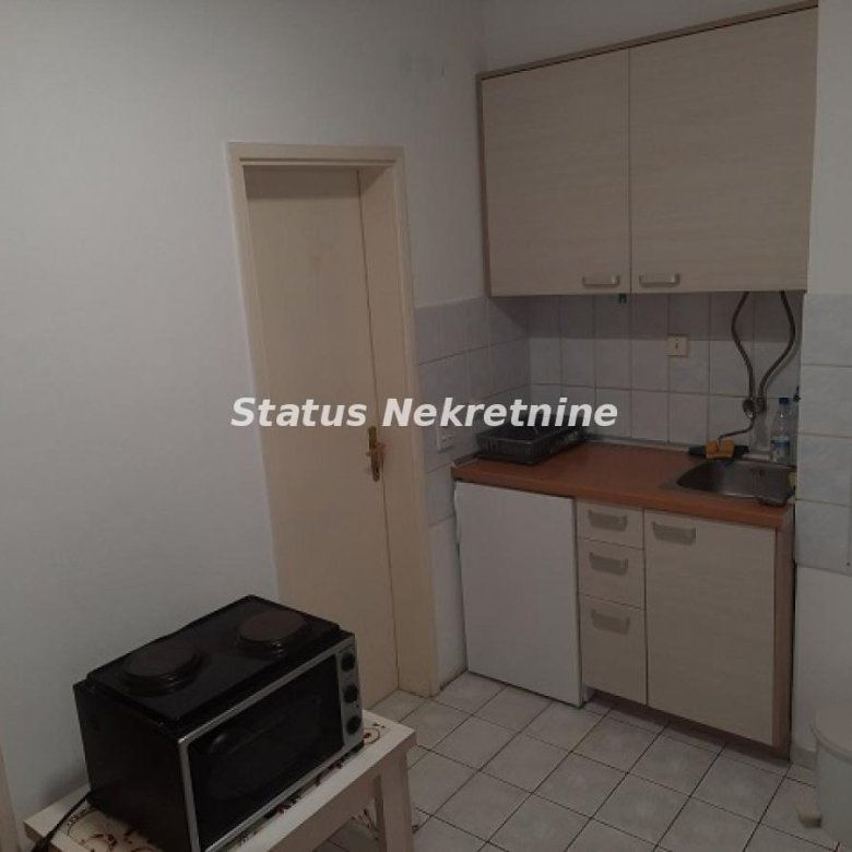 Stan Izdavanje Novi Sad  39 m2