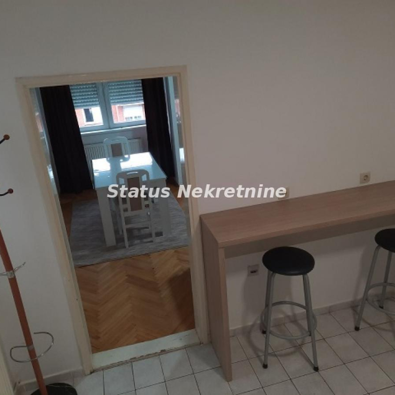 Stan Izdavanje Novi Sad  39 m2