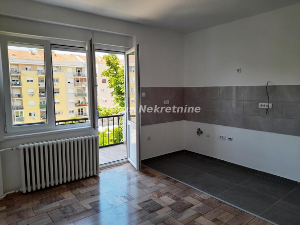 Stan Prodaja Novi Sad  52 m2
