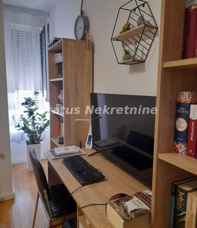 Stan Prodaja Novi Sad  45 m2