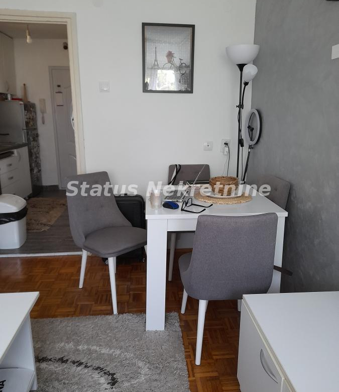 Stan Prodaja Novi Sad  20 m2