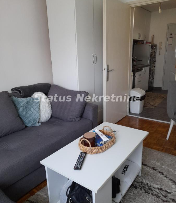 Stan Prodaja Novi Sad  20 m2