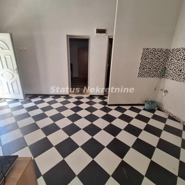 Stan Izdavanje Novi Sad  60 m2