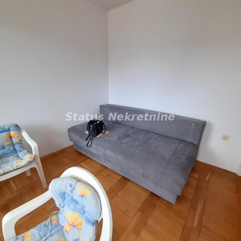 Stan Izdavanje Novi Sad  24 m2