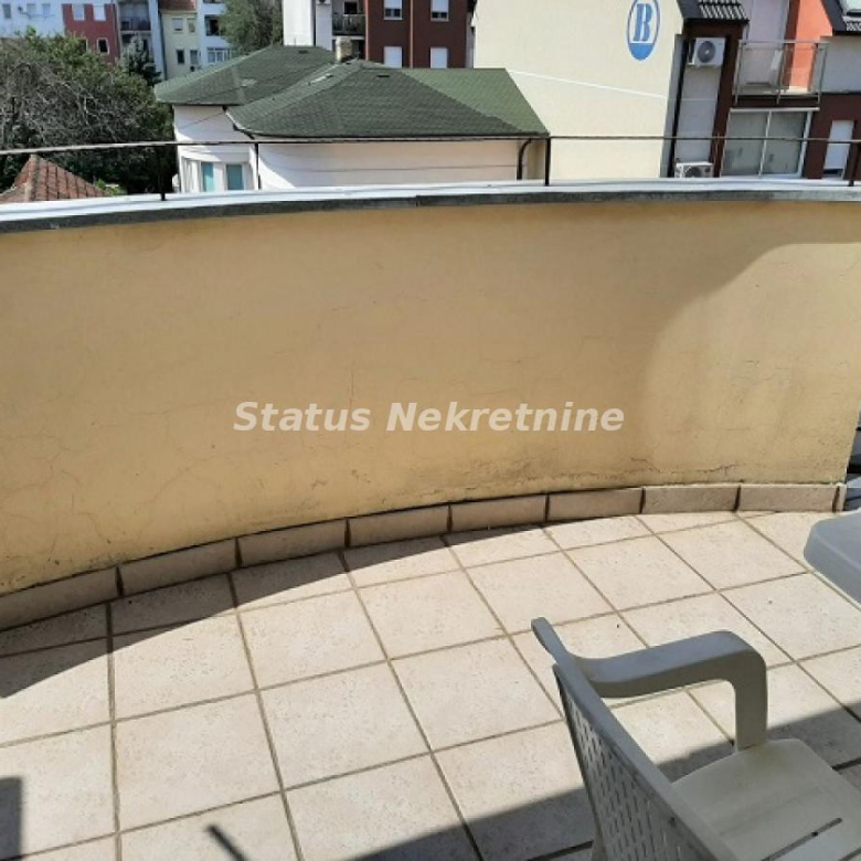 Stan Izdavanje Novi Sad  24 m2