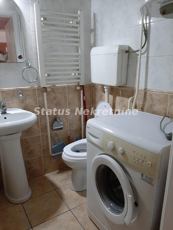 Stan Izdavanje Novi Sad  24 m2