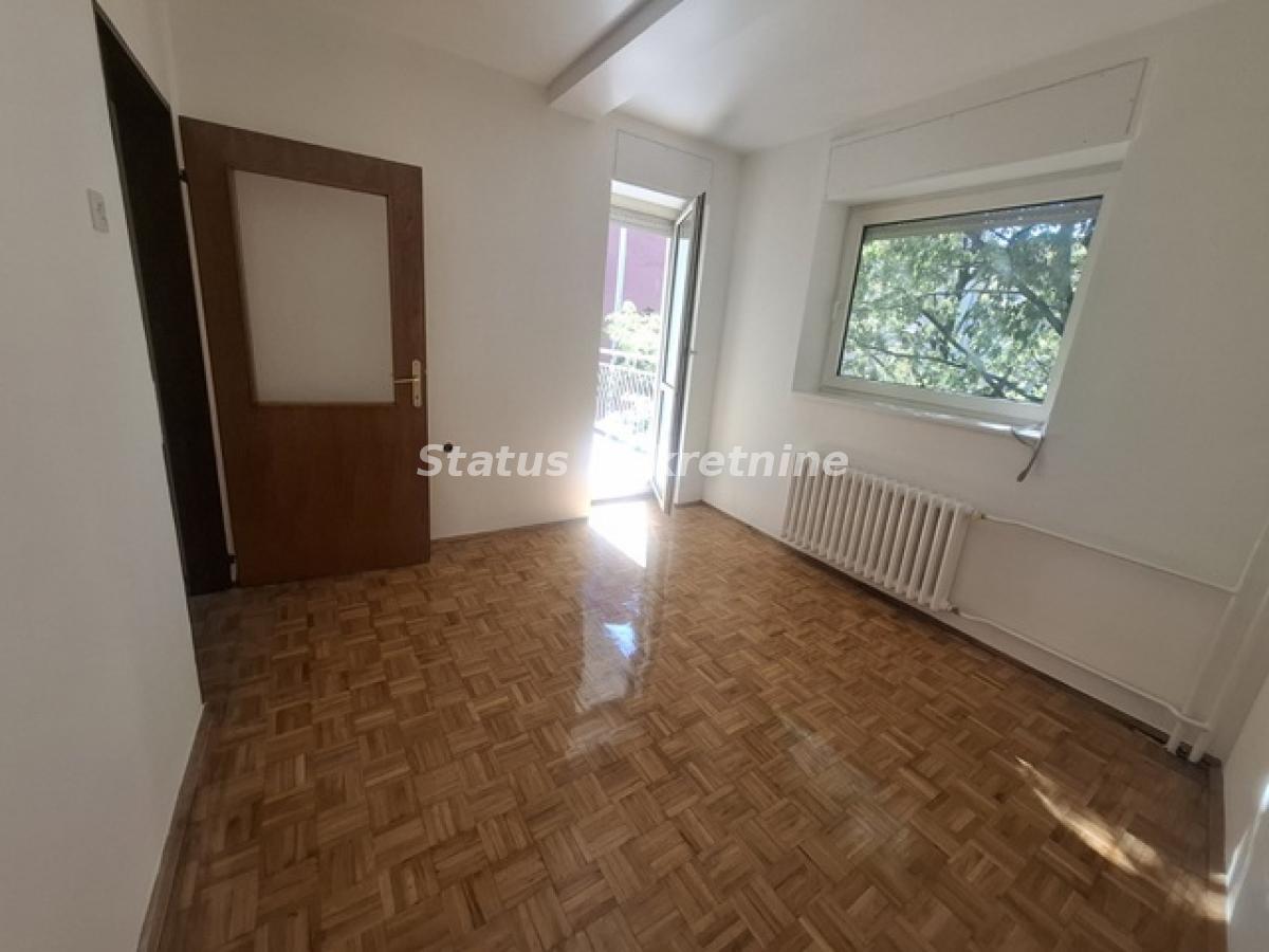 Stan Izdavanje Novi Sad  47 m2