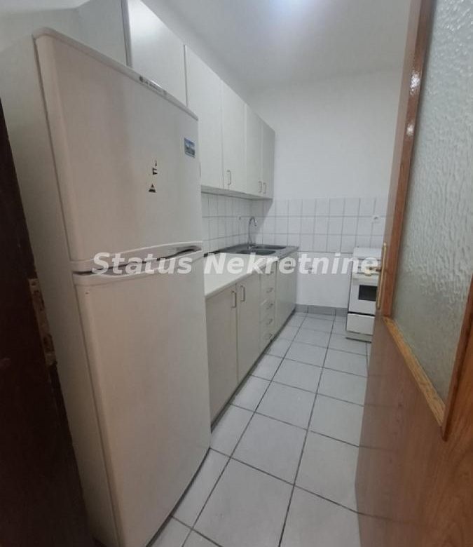 Stan Izdavanje Novi Sad  47 m2