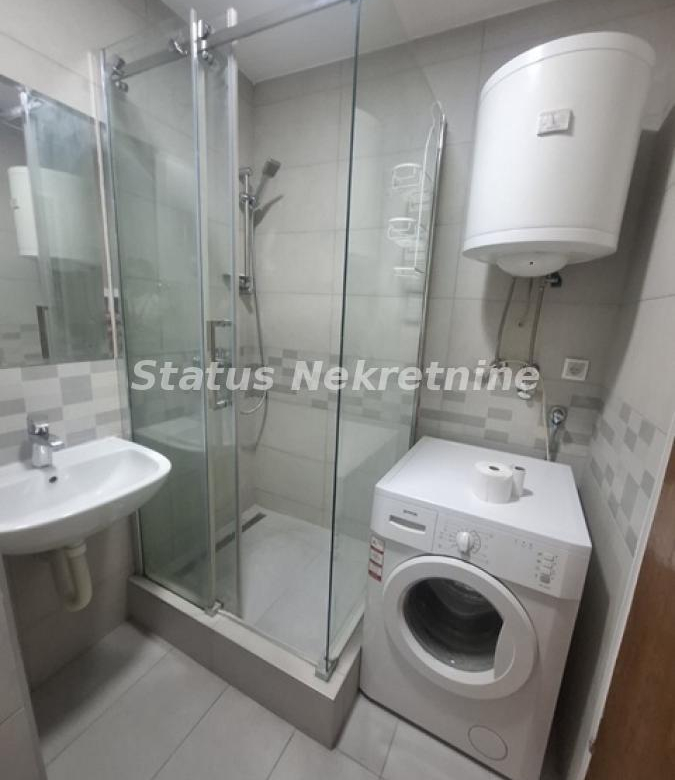 Stan Izdavanje Novi Sad  47 m2
