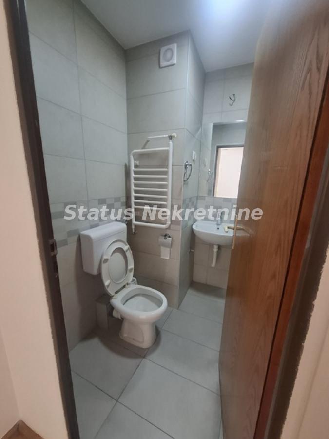 Stan Izdavanje Novi Sad  47 m2