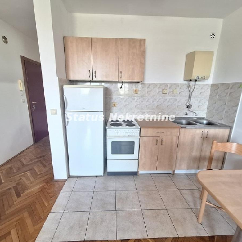 Stan Izdavanje Novi Sad  30 m2