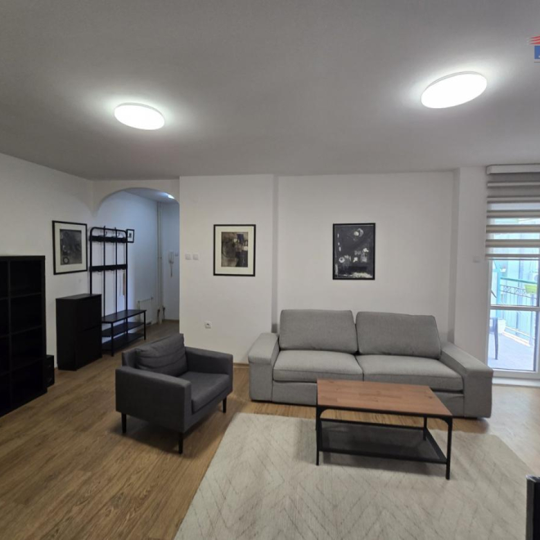 Stan Izdavanje Novi Sad  54 m2