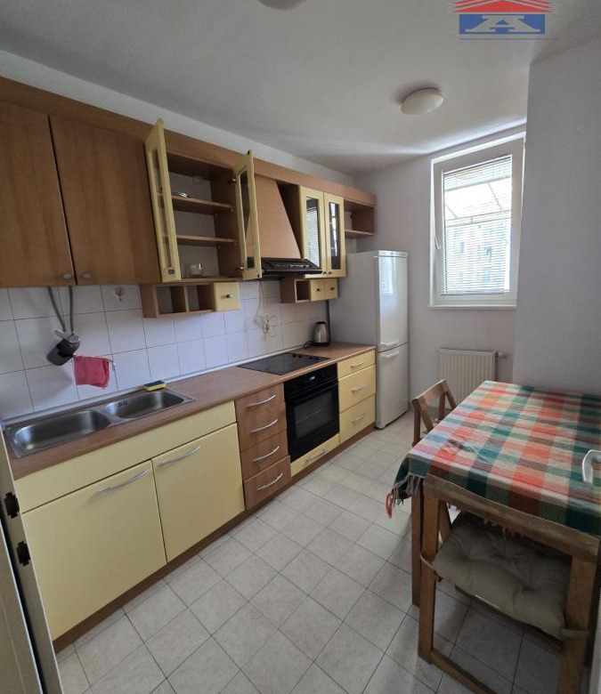 Stan Izdavanje Novi Sad  54 m2
