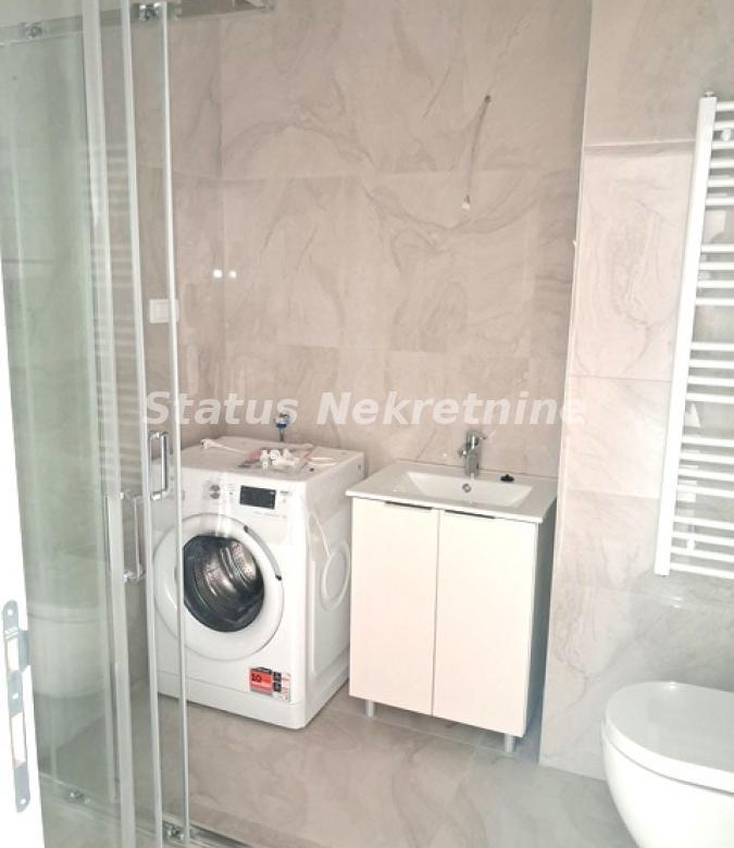 Stan Izdavanje Novi Sad  75 m2