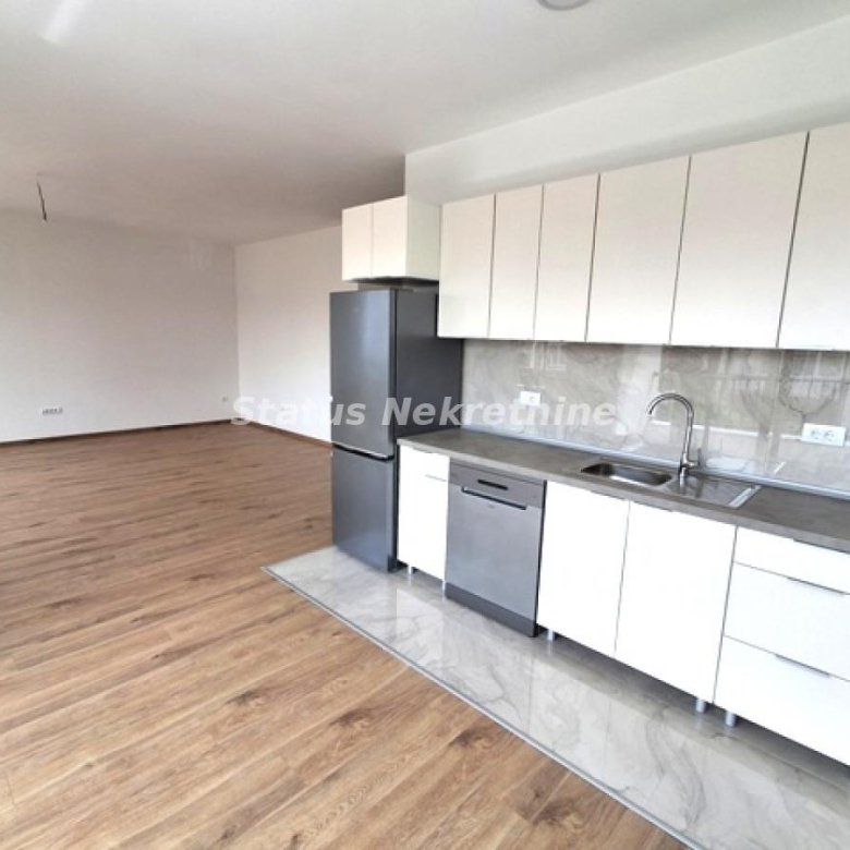 Stan Izdavanje Novi Sad  70 m2