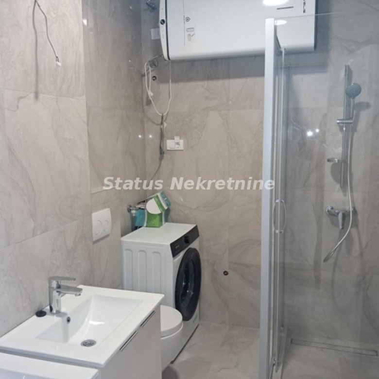 Stan Izdavanje Novi Sad  70 m2