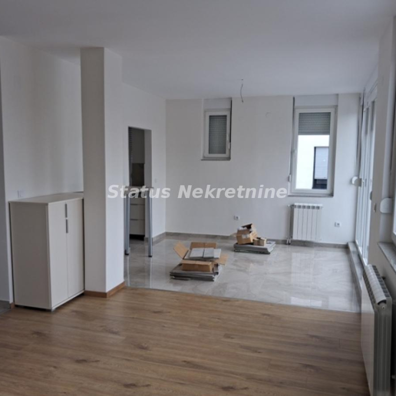 Stan Izdavanje Novi Sad  65 m2