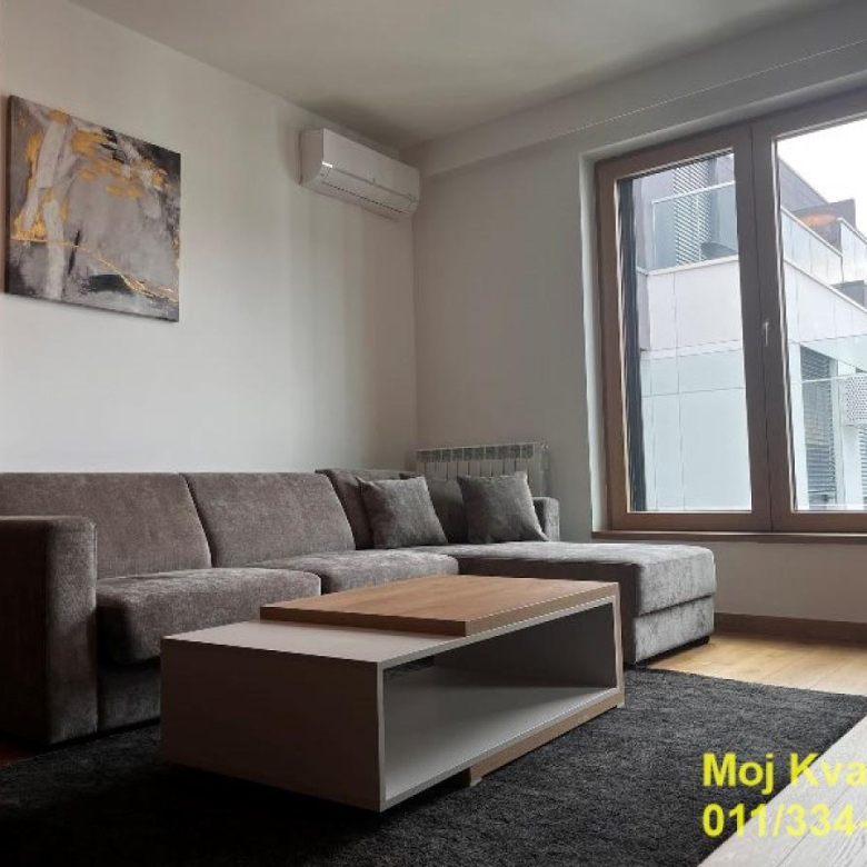 Stan Izdavanje Beograd Blok 65 54 m2