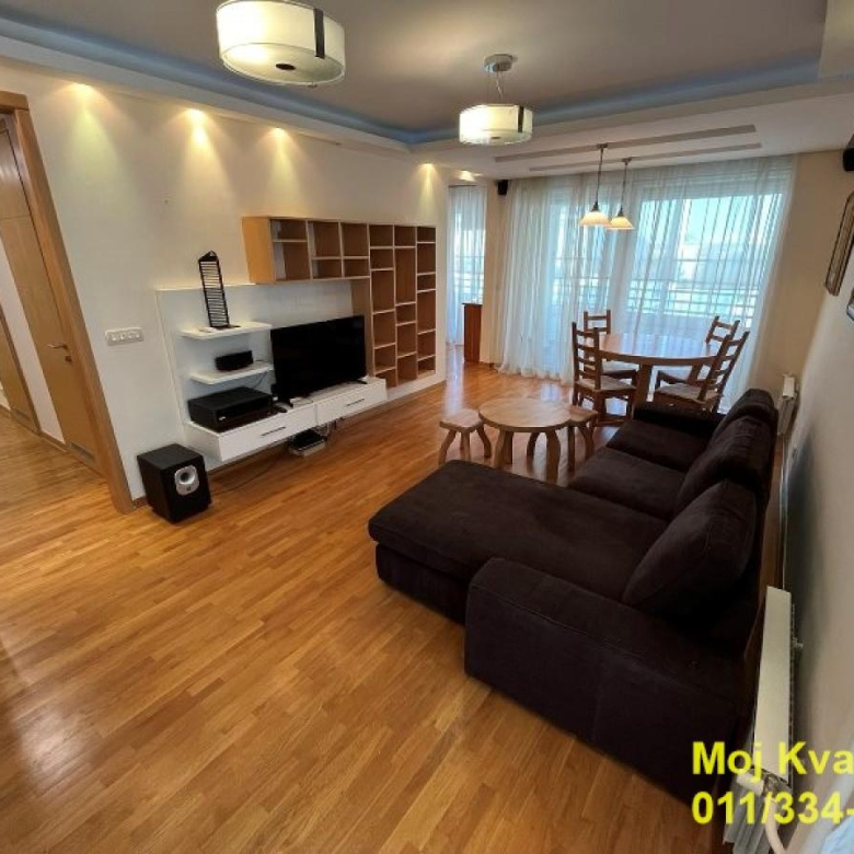 Stan Prodaja Beograd Blok 67 - Belville 106 m2