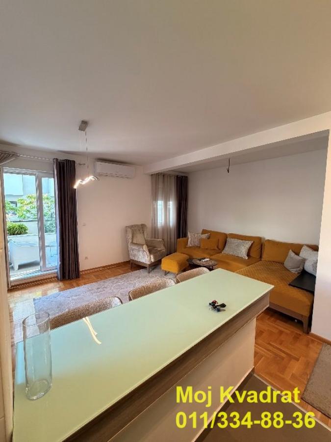 Stan Prodaja Beograd Bulbulder 80 m2
