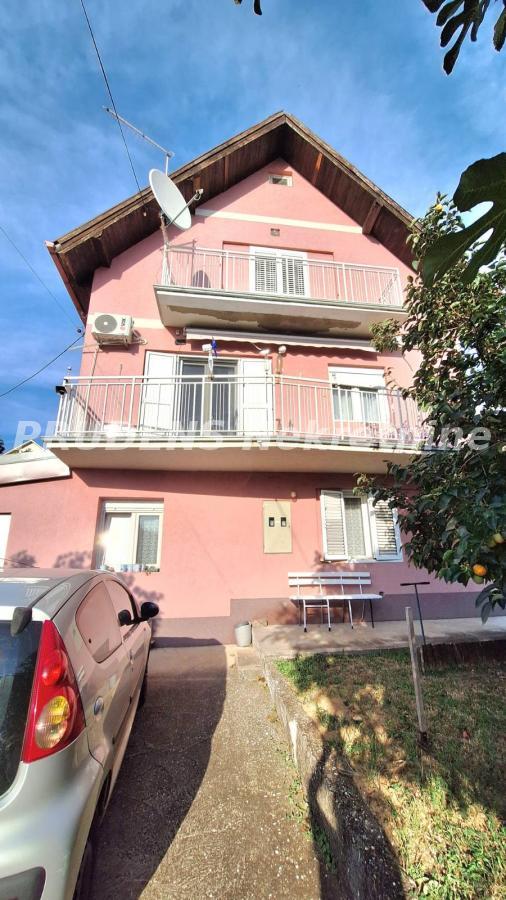 Kuća Prodaja Beograd  333 m2