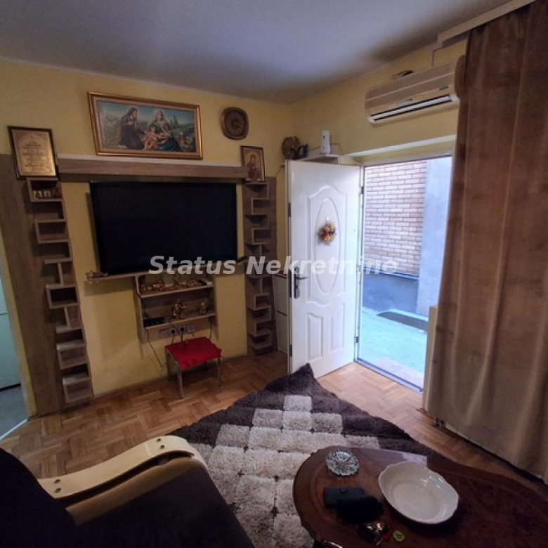 Stan Izdavanje Novi Sad  29 m2