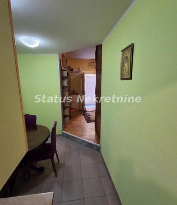 Stan Izdavanje Novi Sad  29 m2
