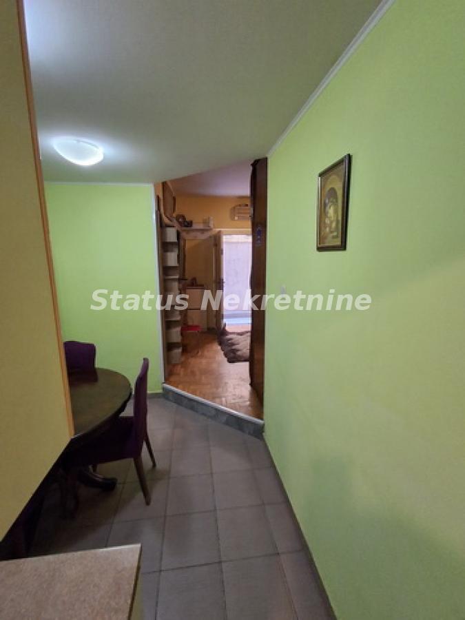 Stan Izdavanje Novi Sad  29 m2