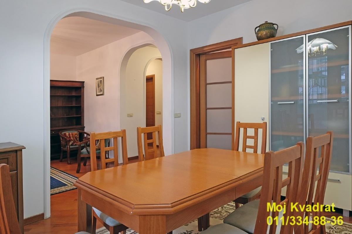 Stan Prodaja Beograd Vukov Spomenik 108 m2