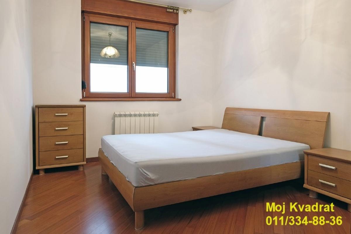 Stan Prodaja Beograd Vukov Spomenik 108 m2
