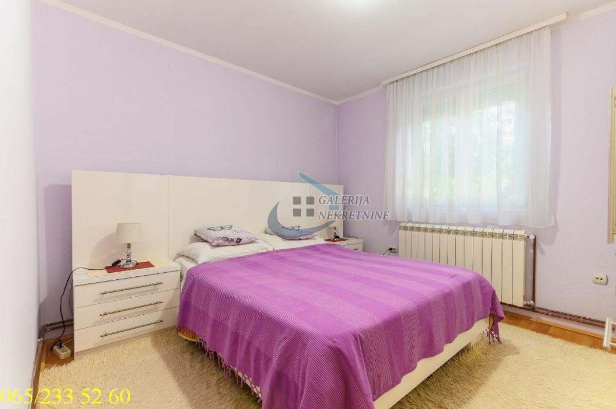 Kuća Prodaja Beograd Kuća Prodaja Beograd Borča 247 m2