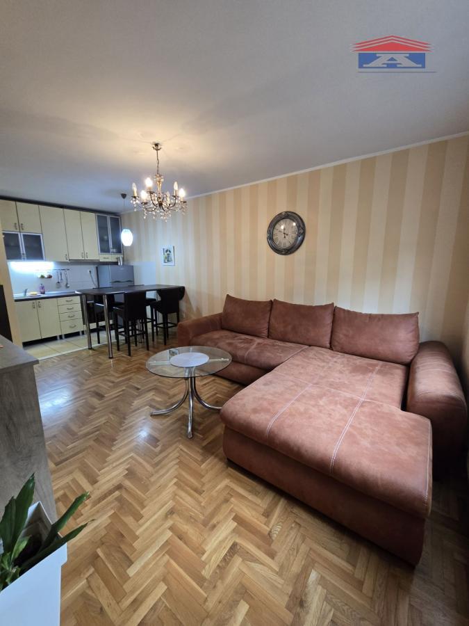 Stan Izdavanje Novi Sad  35 m2
