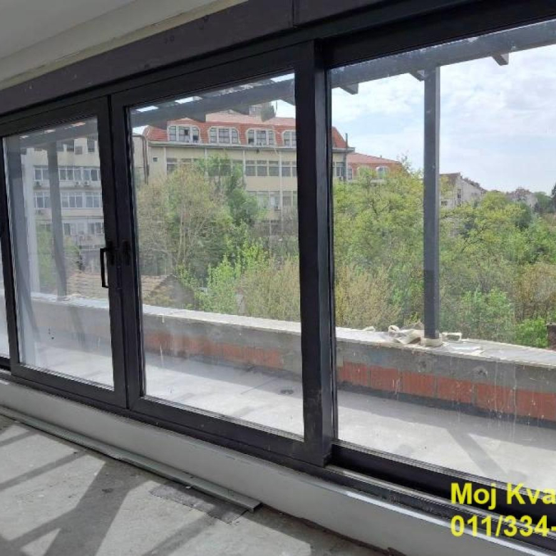 Stan Prodaja Beograd Banovo Brdo 133 m2