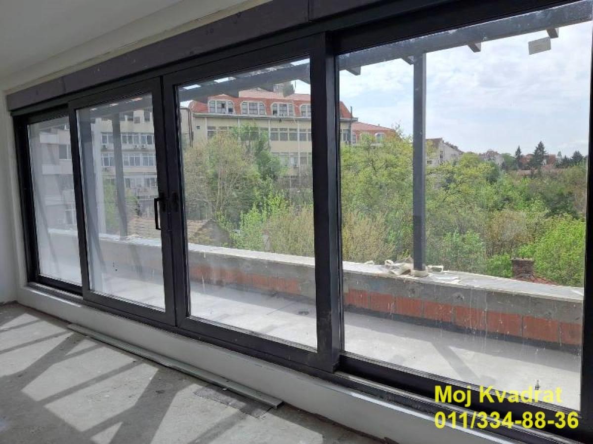 Stan Prodaja Beograd Banovo Brdo 133 m2
