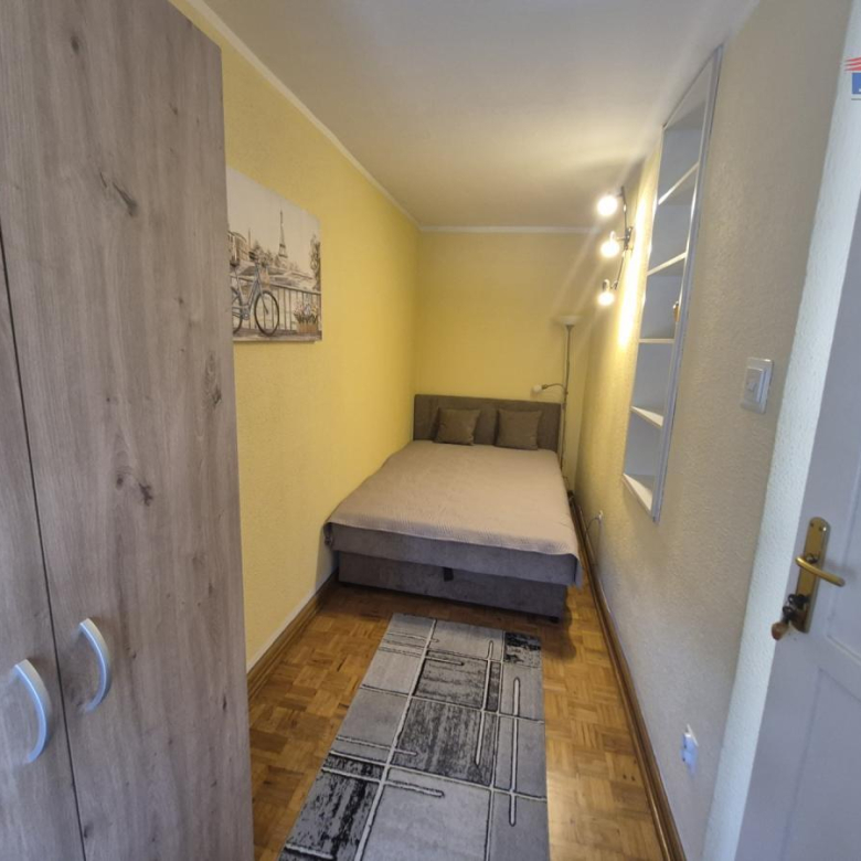 Stan Izdavanje Novi Sad  47 m2